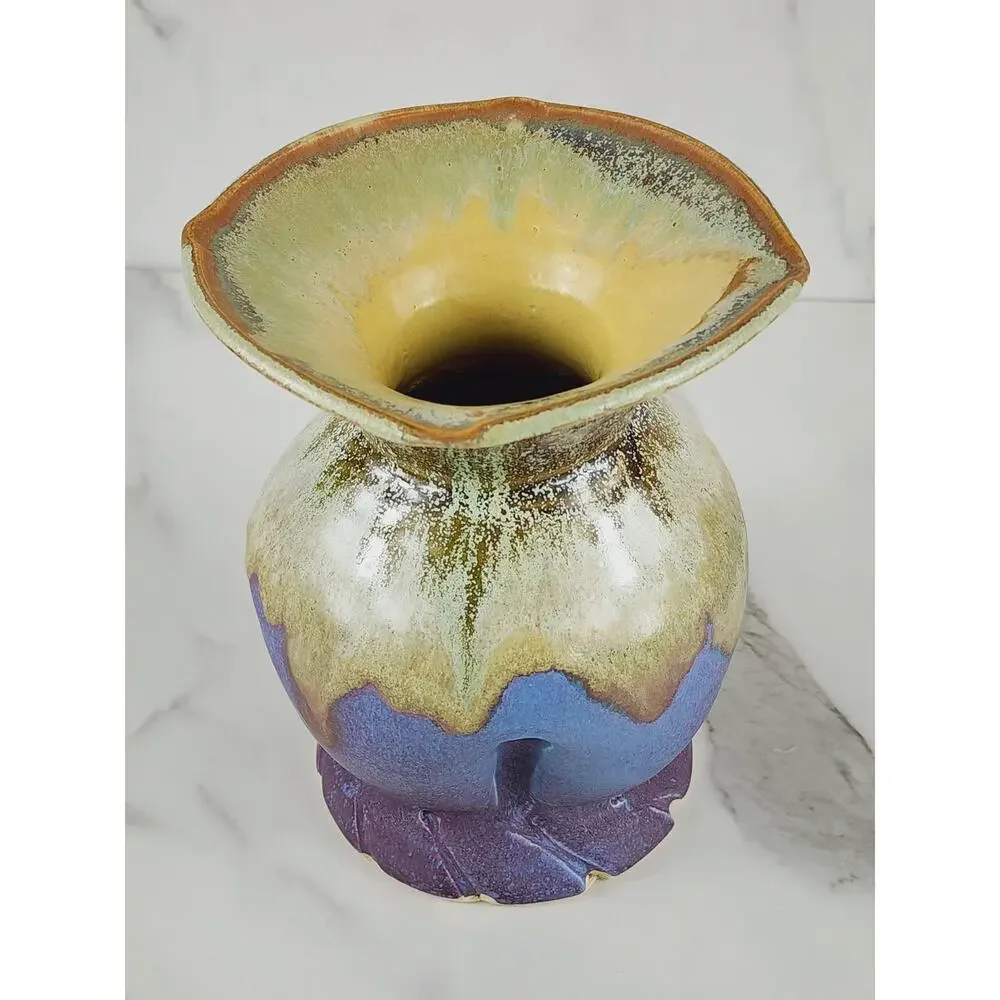 Vase Art Pottery Height 7